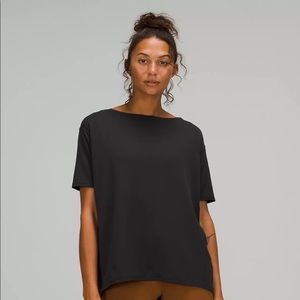 Lululemon Back in Action Short Sleeve Tee